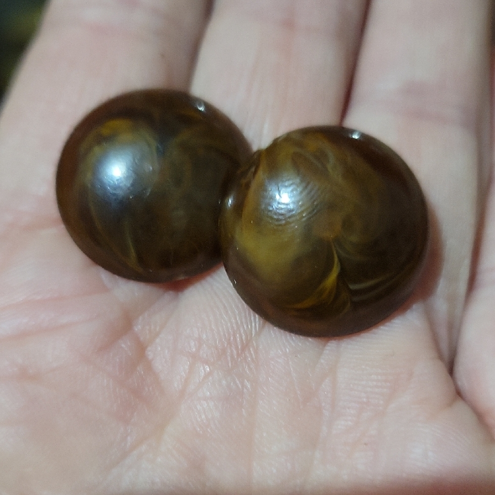 Vintage Brown Swirl Earrings